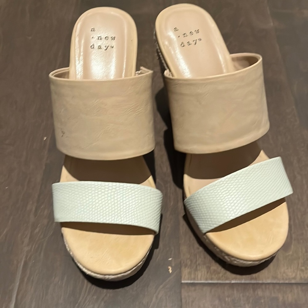 Womens sandal